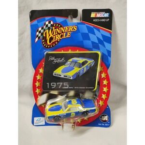 Action NASCAR Dale Earnhardt 1975 Dodge Charger #8 Diecast Car 1:64 [0203] NOS